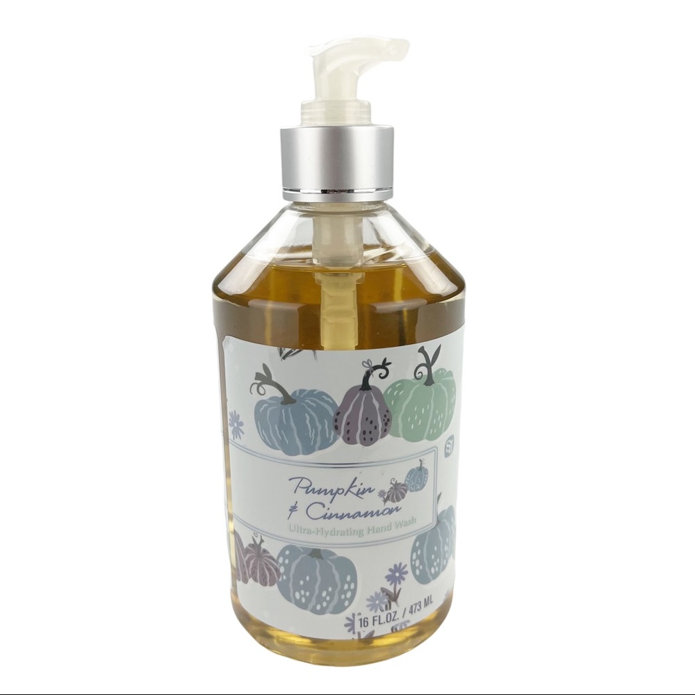SJ Creations Pumpkin & Cinnamon Ultra Hydrating Hand Wash 16 Fl Oz.
